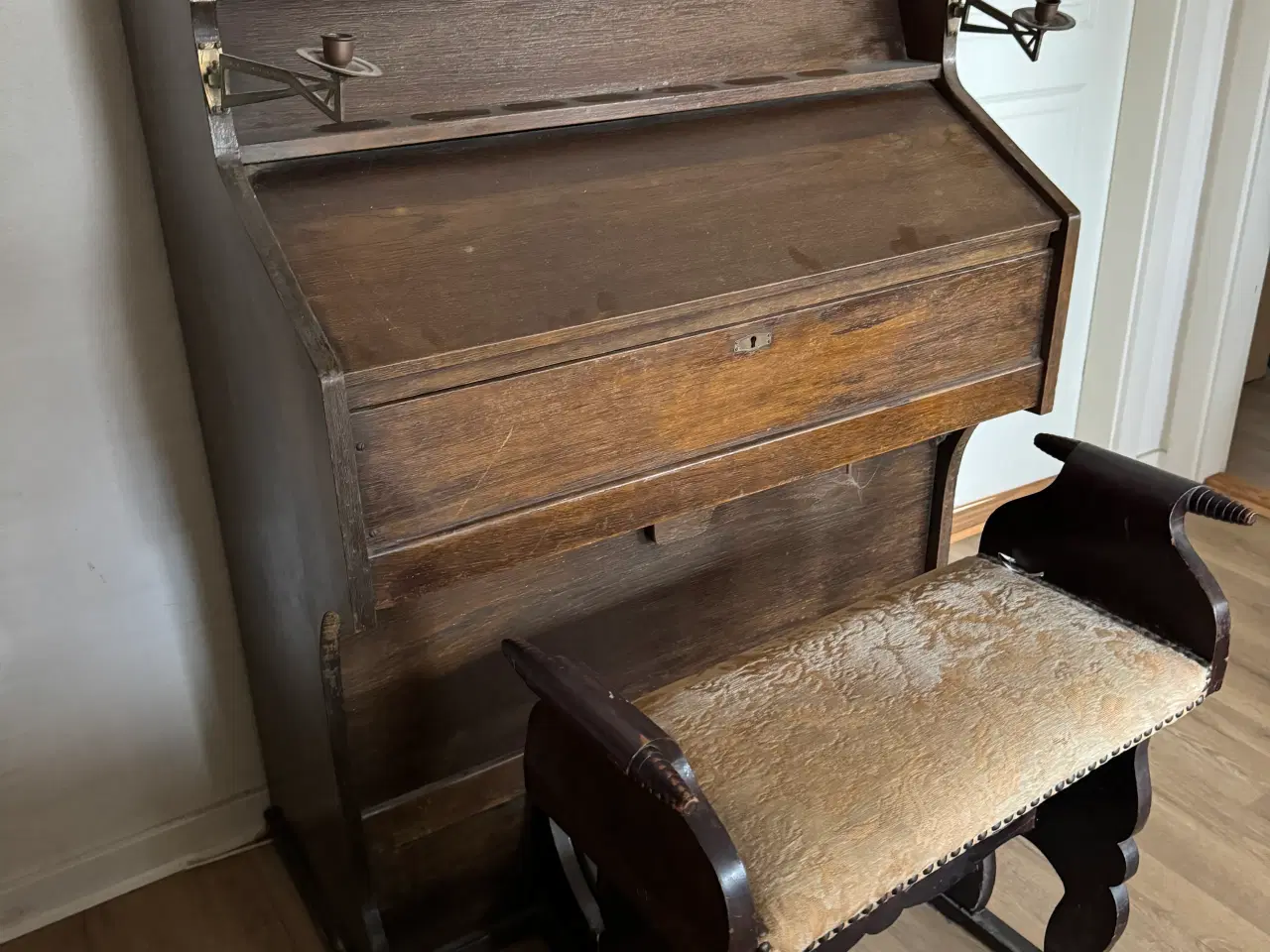 Billede 1 - Smukt gammelt trampe orgel