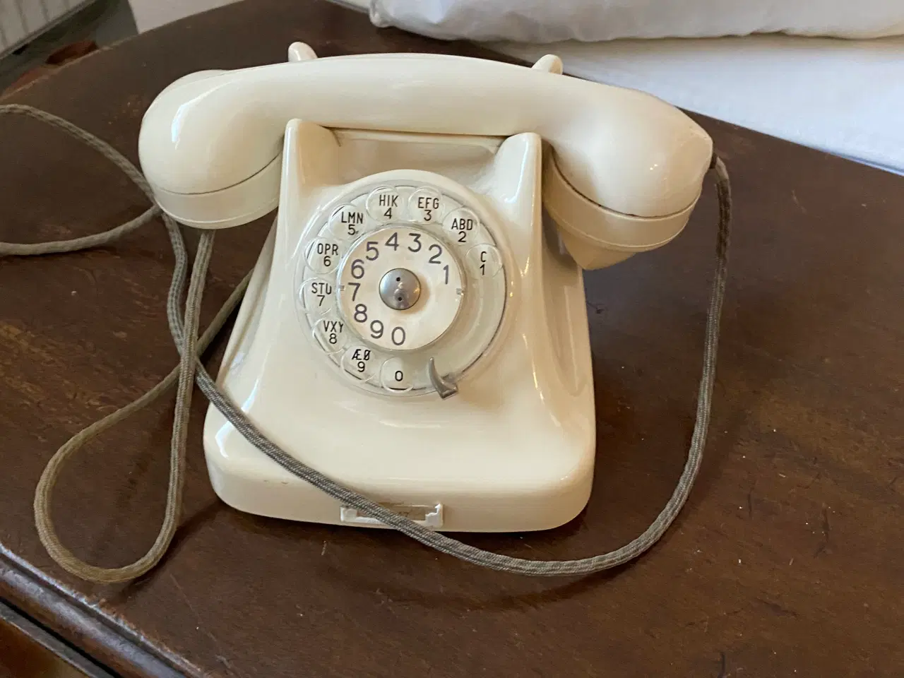 Billede 1 - Drejeskivetelefon beige 