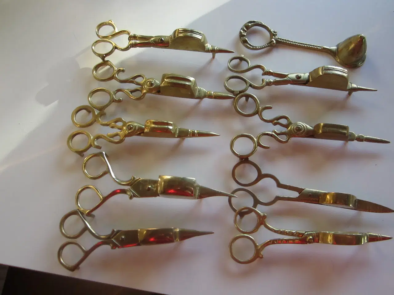 Billede 1 - Fine gamle messing lyseslukkere pr stk 30 kr