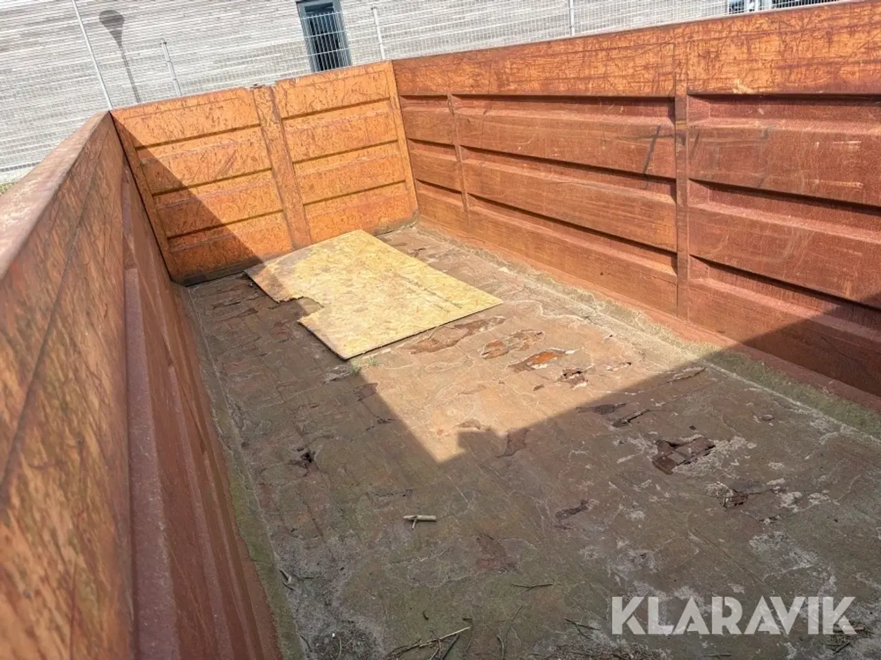 Billede 11 - Container 6 meter med forhøjet sider