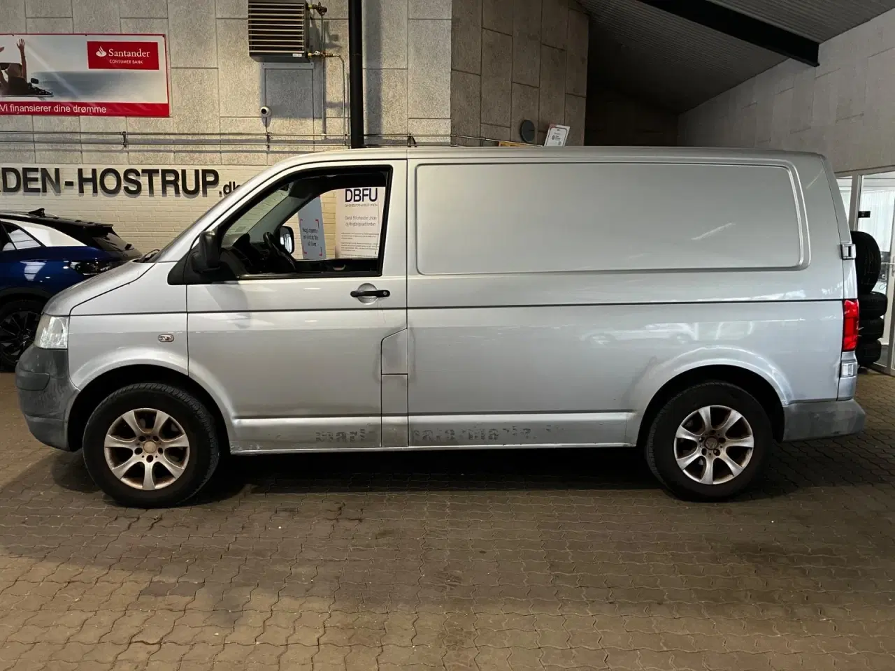 Billede 2 - VW Transporter 2,5 TDi 130 Kassevogn kort