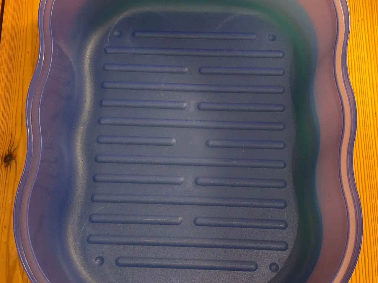 Billede 2 - Tupperware brødkasse 