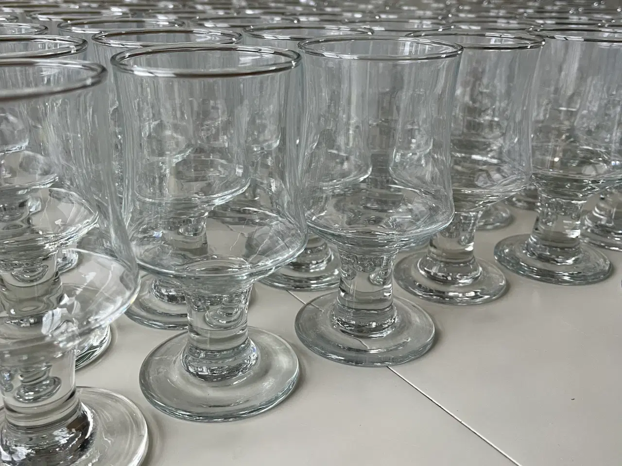 Billede 4 - Hamlet  35 ølglas 73 rødvinsglas 12 hvidvin glas  