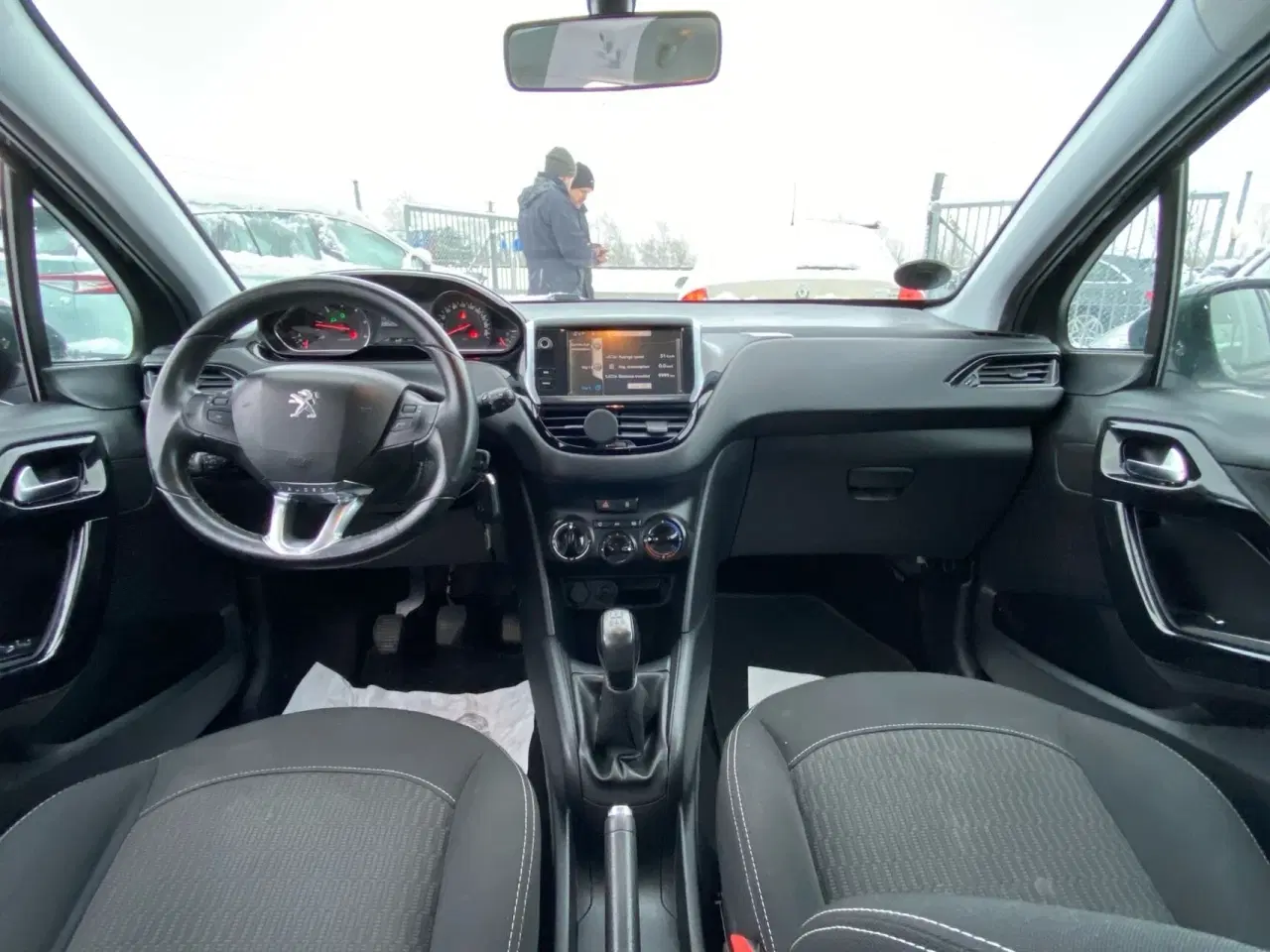 Billede 9 - Peugeot 208 1,6 e-HDi Allure 92HK 5d