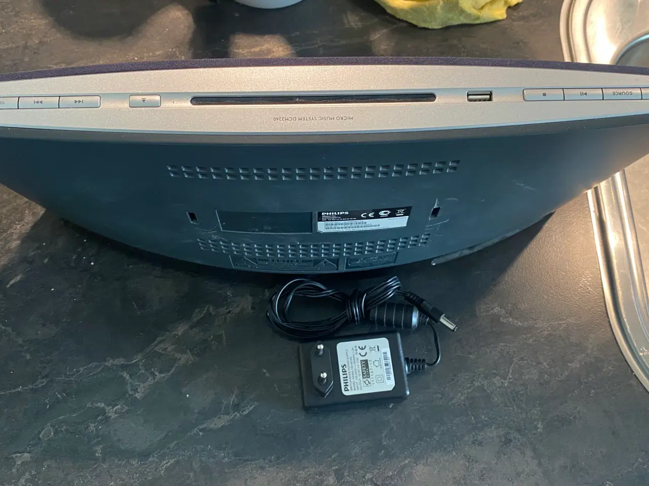 Billede 3 - en  philips radio til salg 