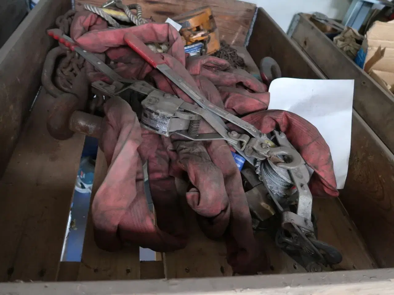 Billede 2 - Palle med skraldetaljer, kædetaljer m.m.