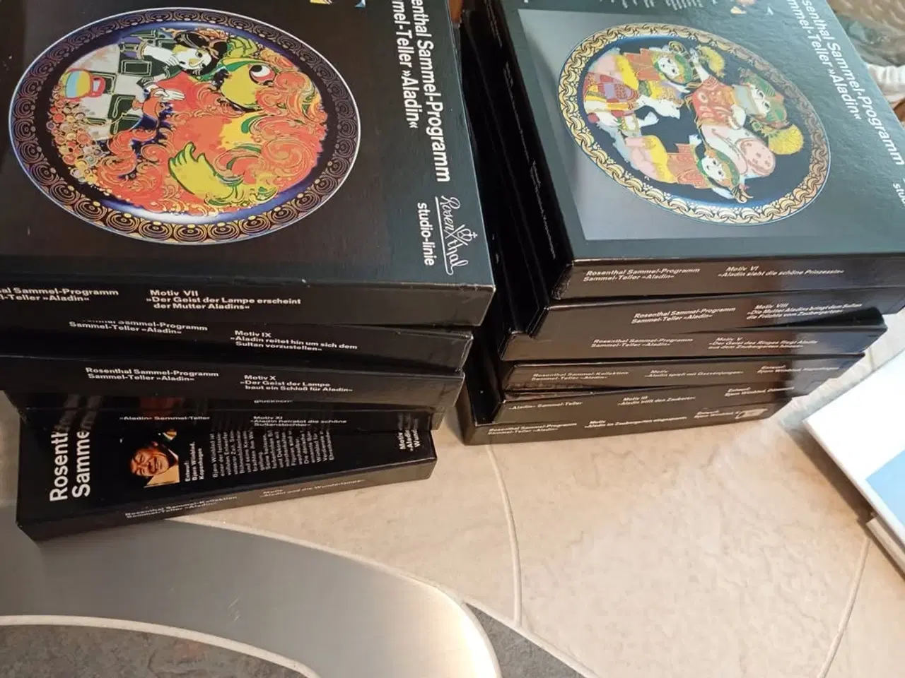 Billede 2 - Bjørn Wiinblad platter.