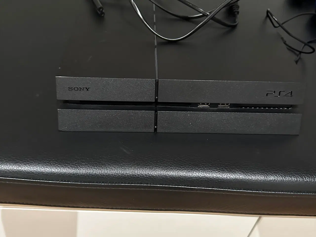 Billede 2 - PS 4 konsol og 4 controllere