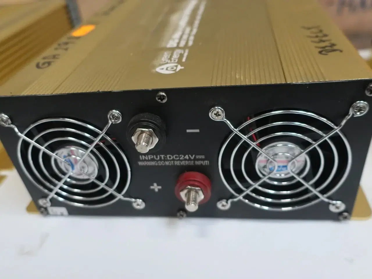 Billede 3 - Inverter GREEN ENERGY Pure Sine Wave DC/AC Power 2000W