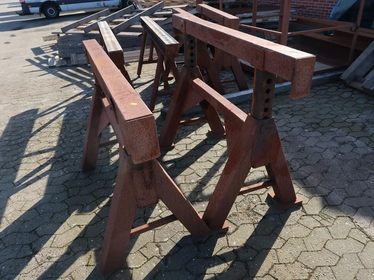 Billede 1 - 2 stk. bukke