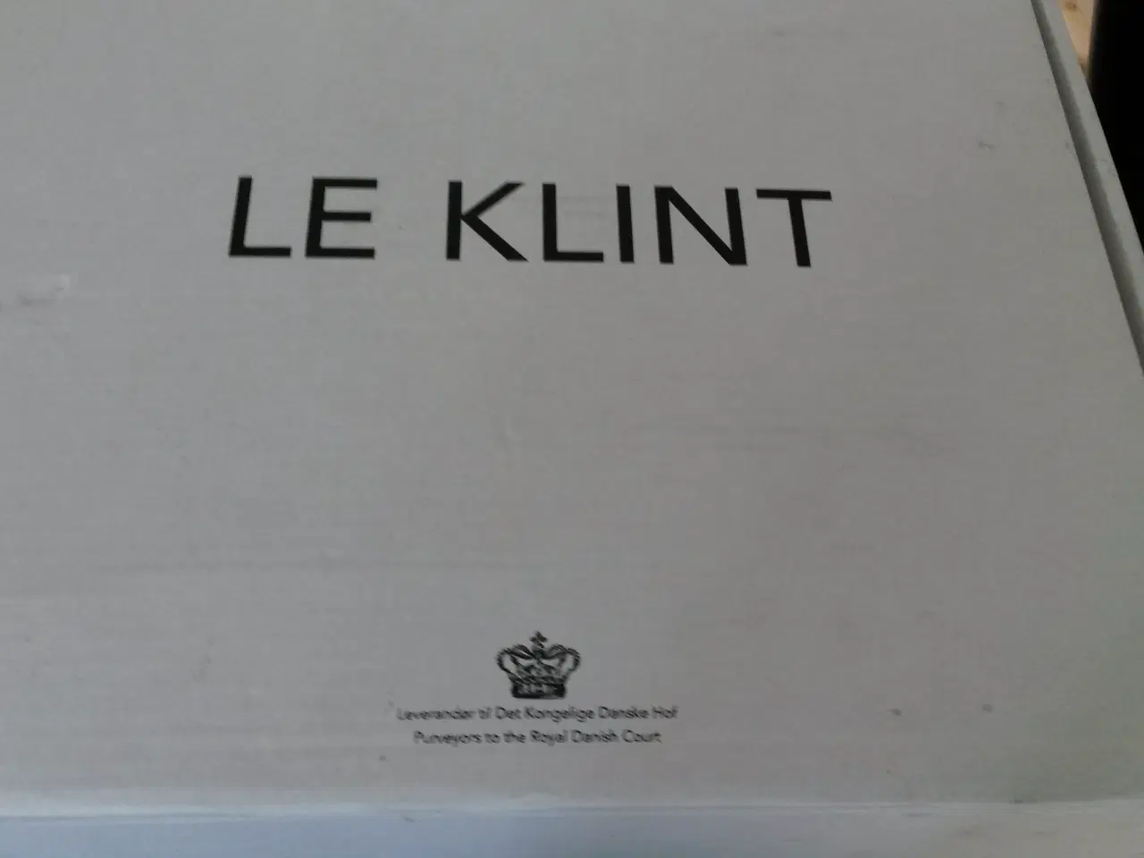 Billede 3 - helt ny le klint sakselampe i valnød i kasse