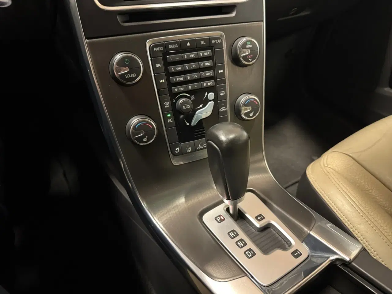 Billede 12 - Volvo V60 1,6 T4 180 Summum aut.