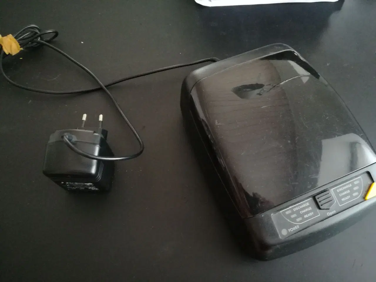 Billede 1 - Intelligent batterilader