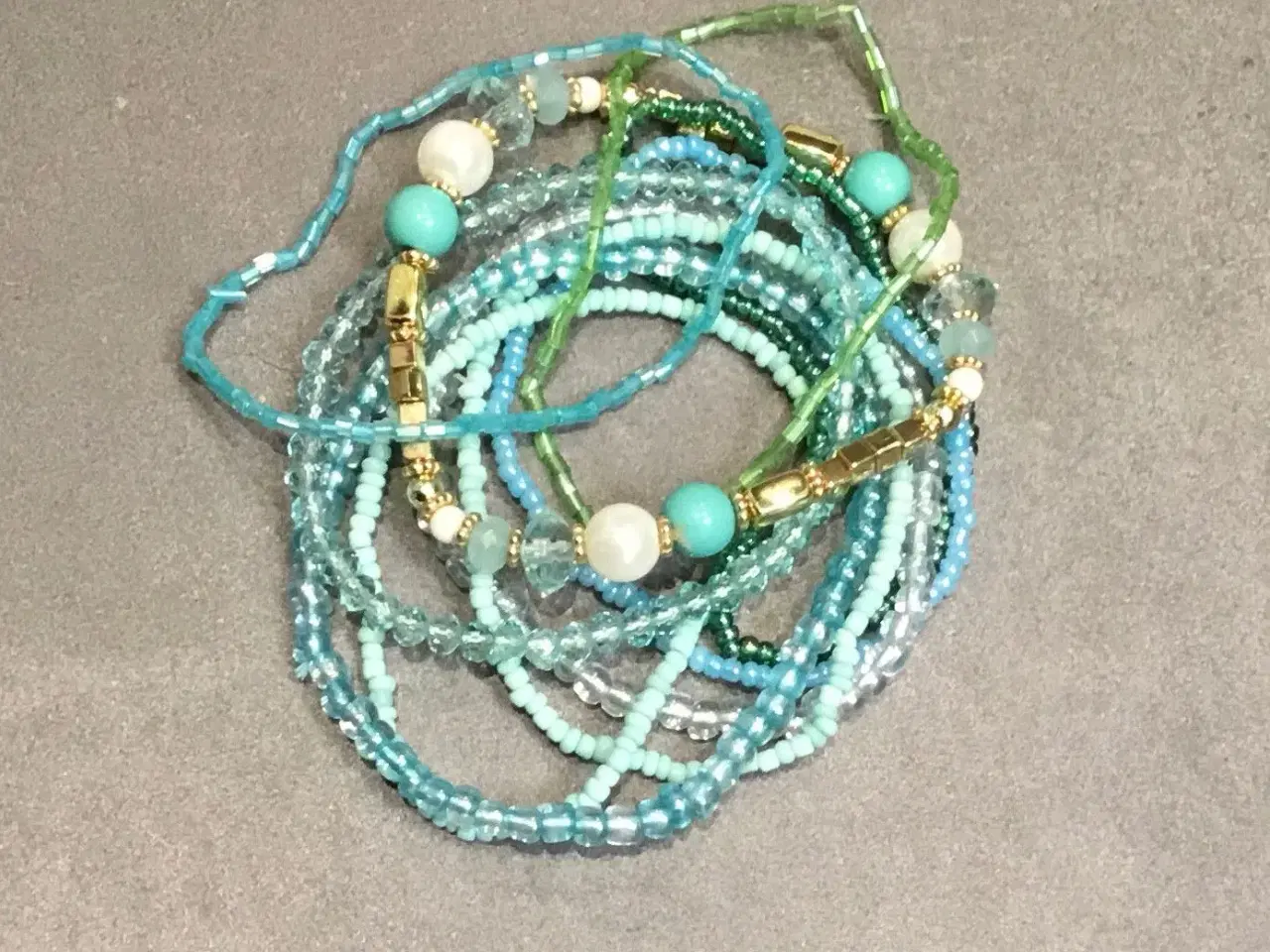 Billede 8 - Perlearmbånd 10 stk armbånd med perler
