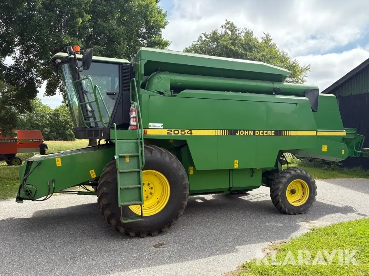 Billede 3 - Mejetærsker John Deere 2054 med skærbord og skærbordsvogn