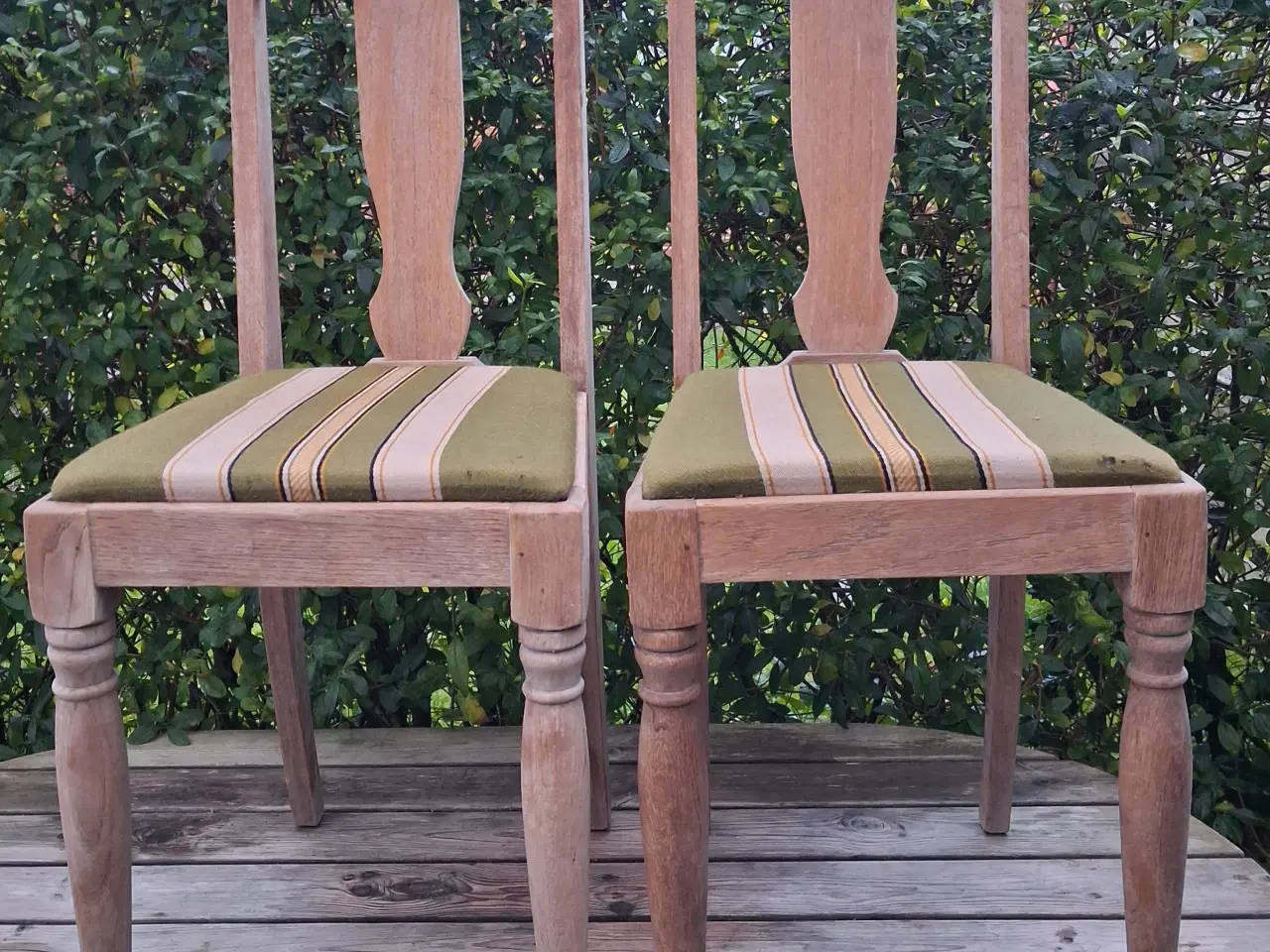 Billede 1 - Antikke stole afsyret eg.