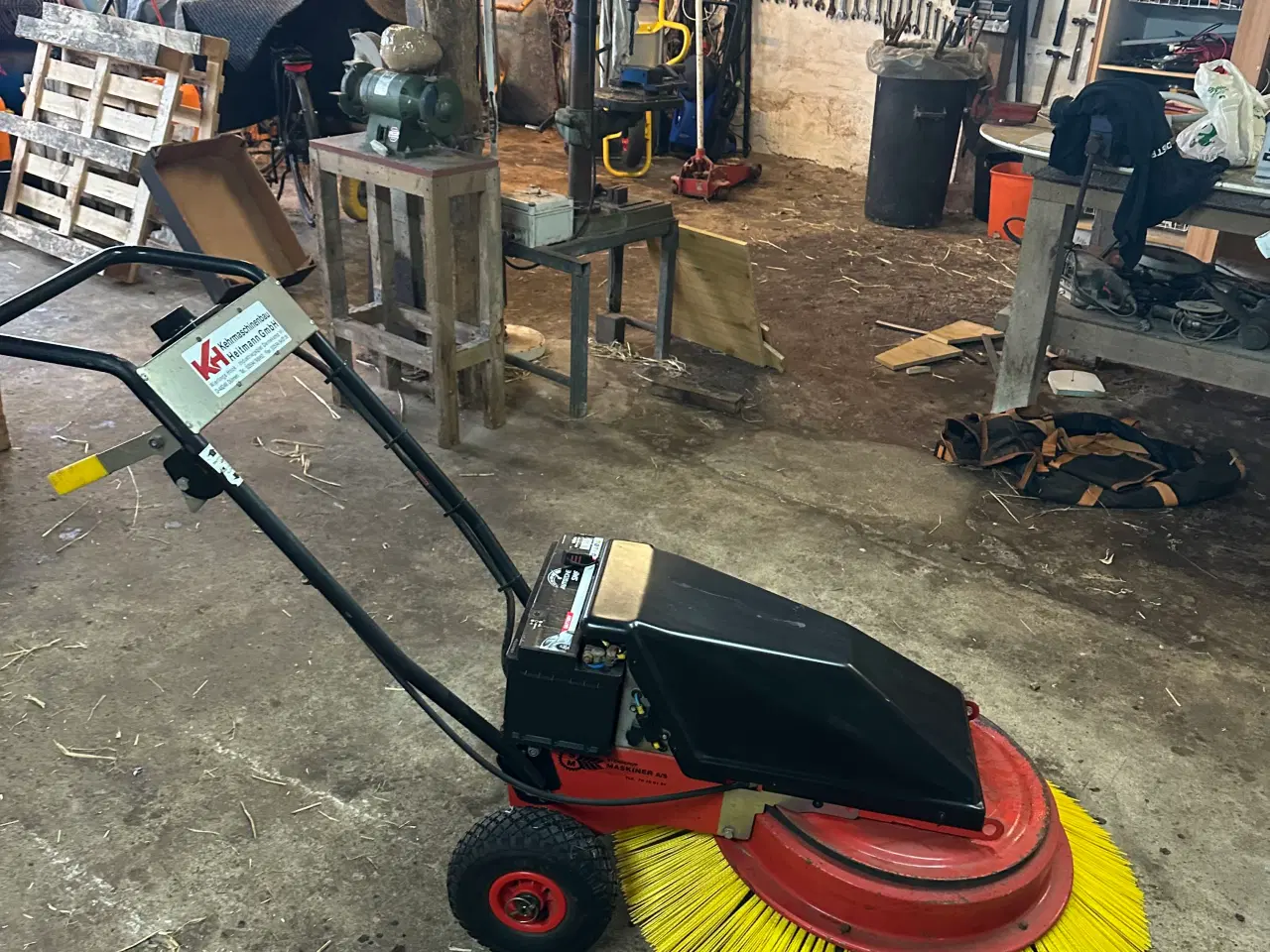 Billede 2 - Duks fejermaskine