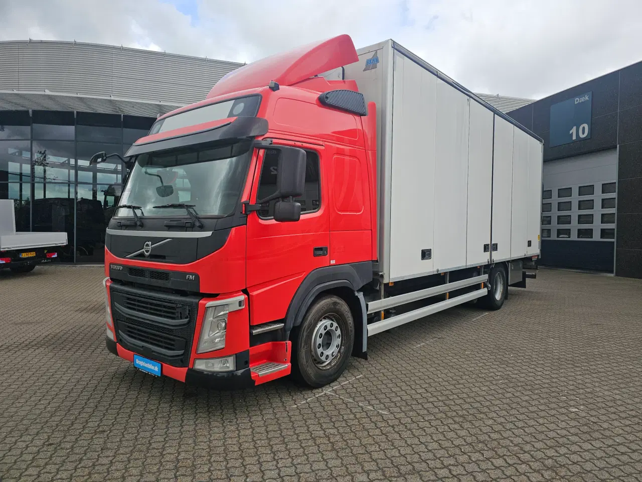Billede 1 - Volvo FM340, Lukket kasse
