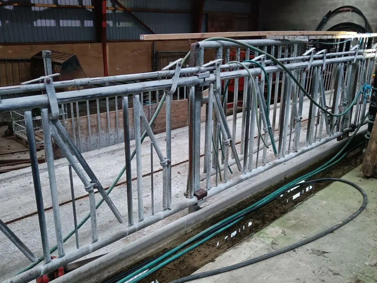 Billede 5 - - - - Fangegitter 9 stk. ca. 280cm lange