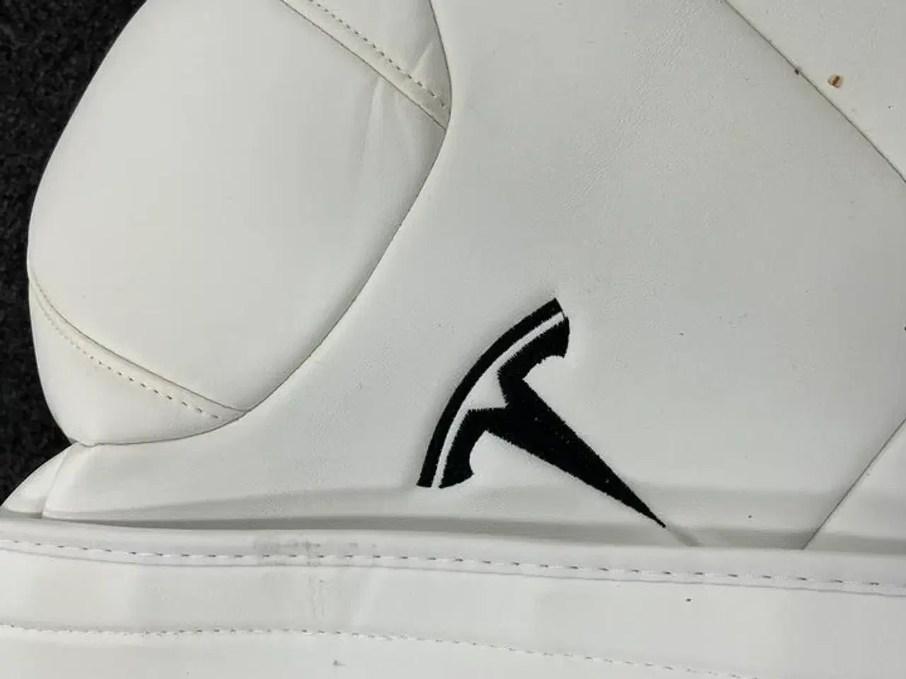 Billede 4 - Interør betræk TESLA