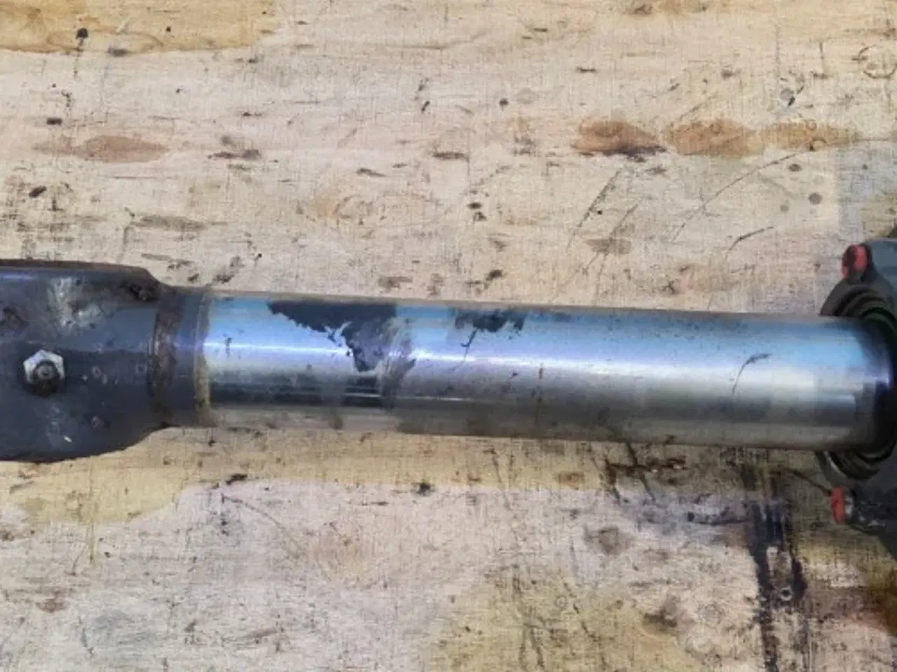 Billede 4 - New Holland LB115B Cylinder 87315529