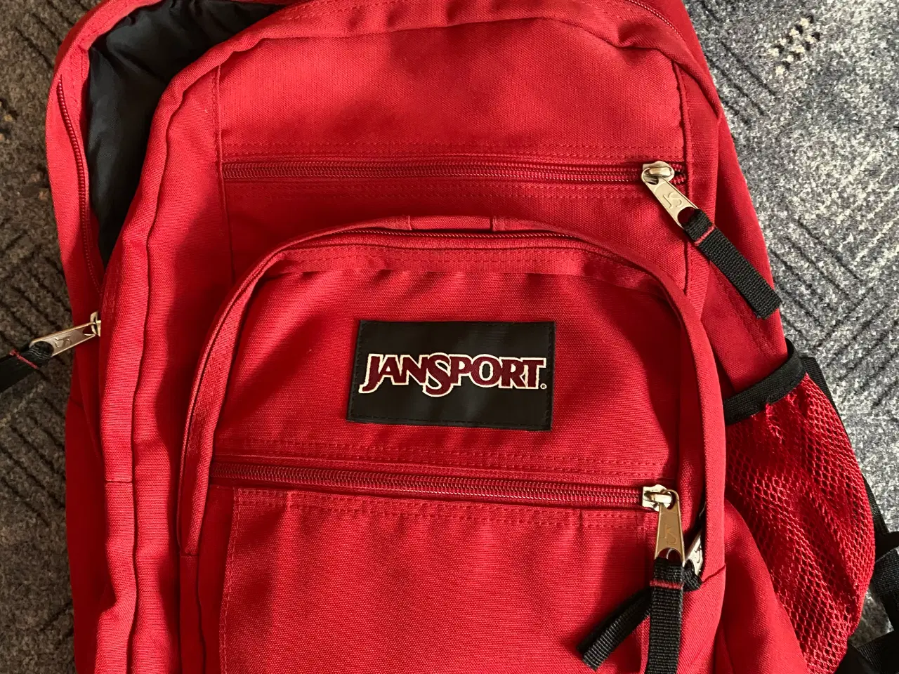 Billede 8 - JANSPORT rygsæk med mange lommer