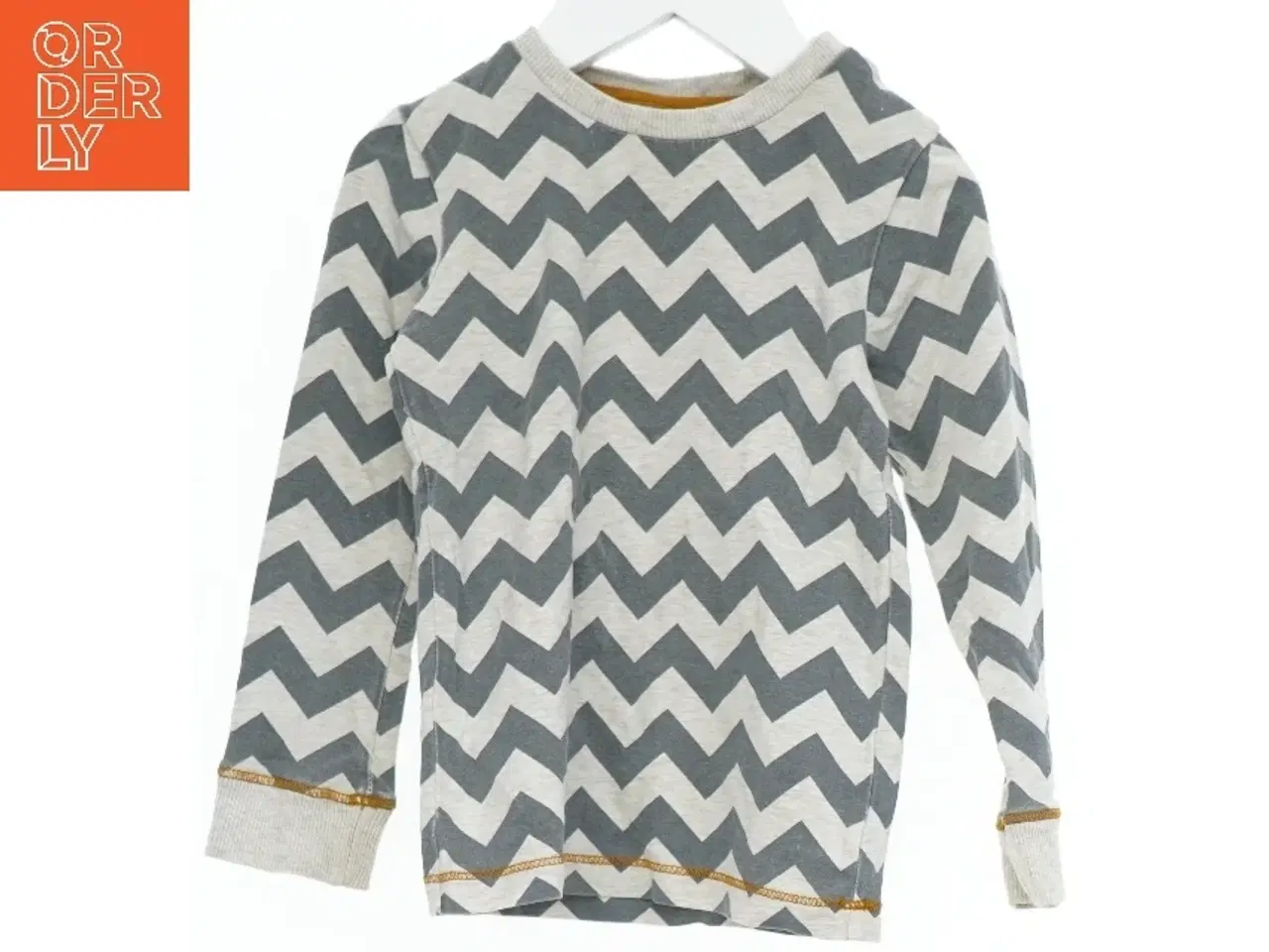 Billede 1 - Langærmet bluse med zigzag mønster fra En Fant (str. 92)