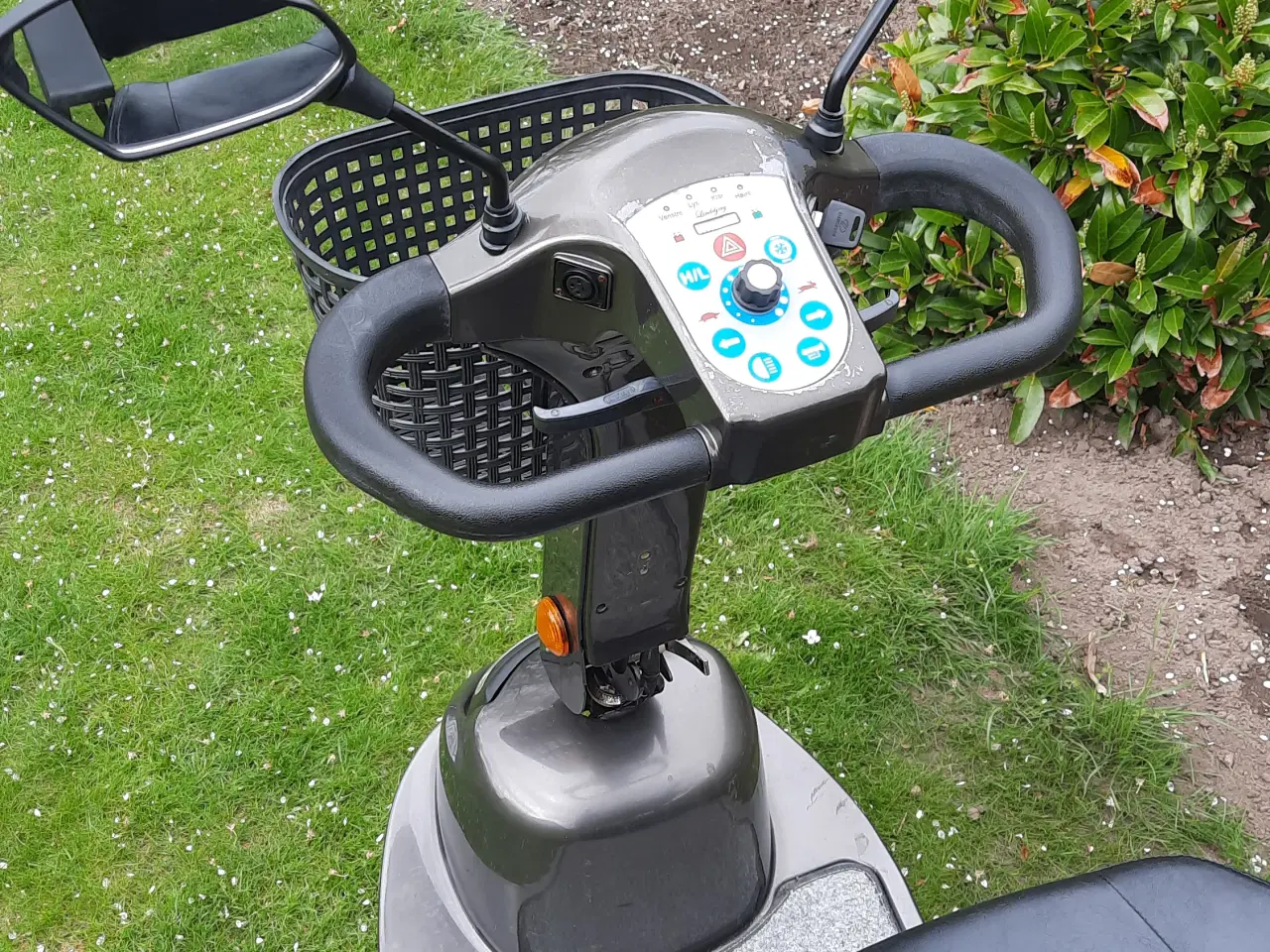 Billede 4 - Elscooter, fin og velkørende 3hjulet 