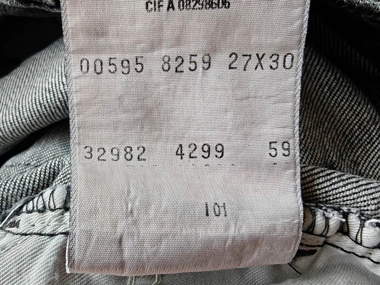 Billede 3 - Levi's jeans 595 W27 L30