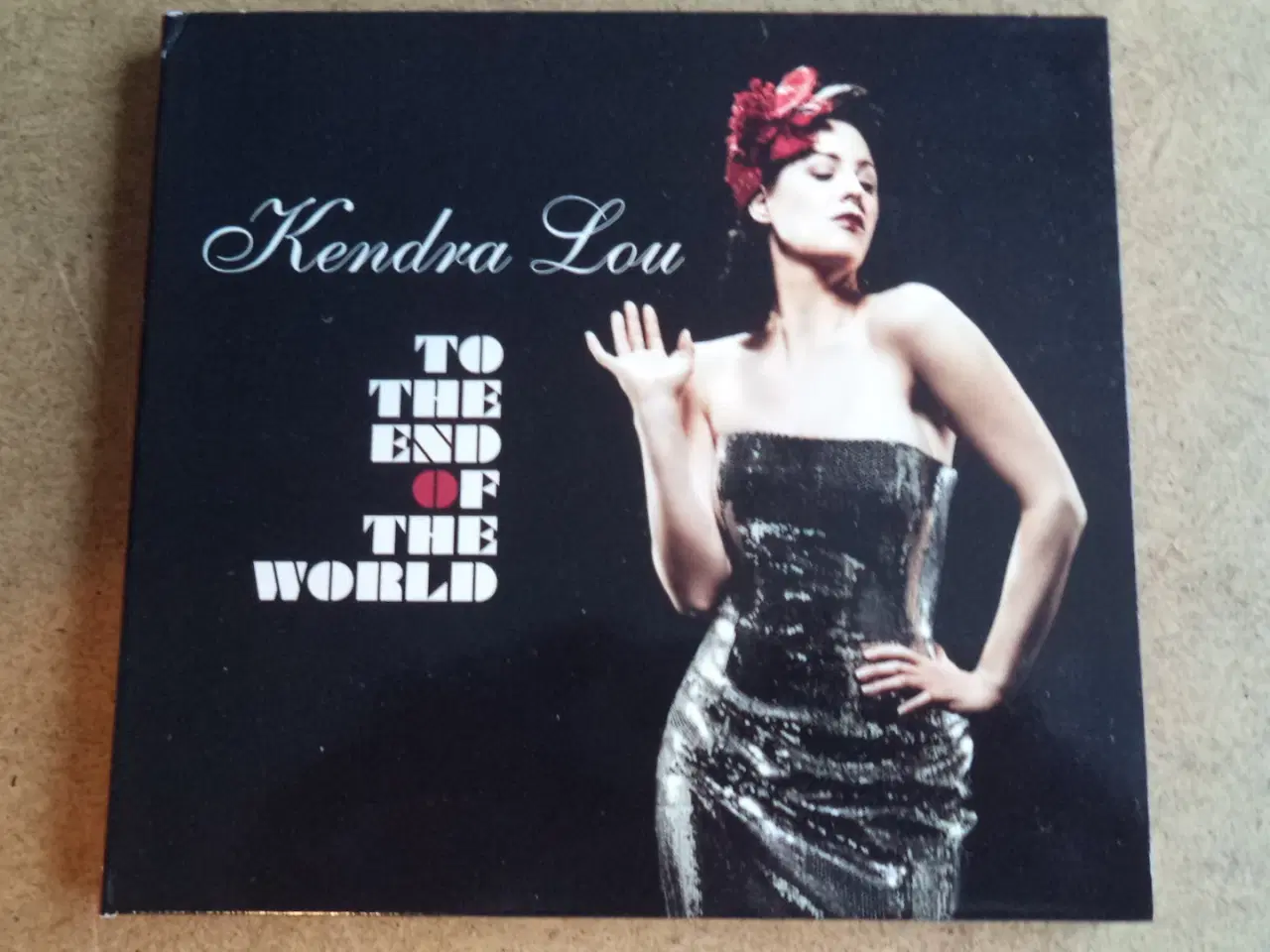 Billede 1 - Kendra Lou ** To The End Of The World