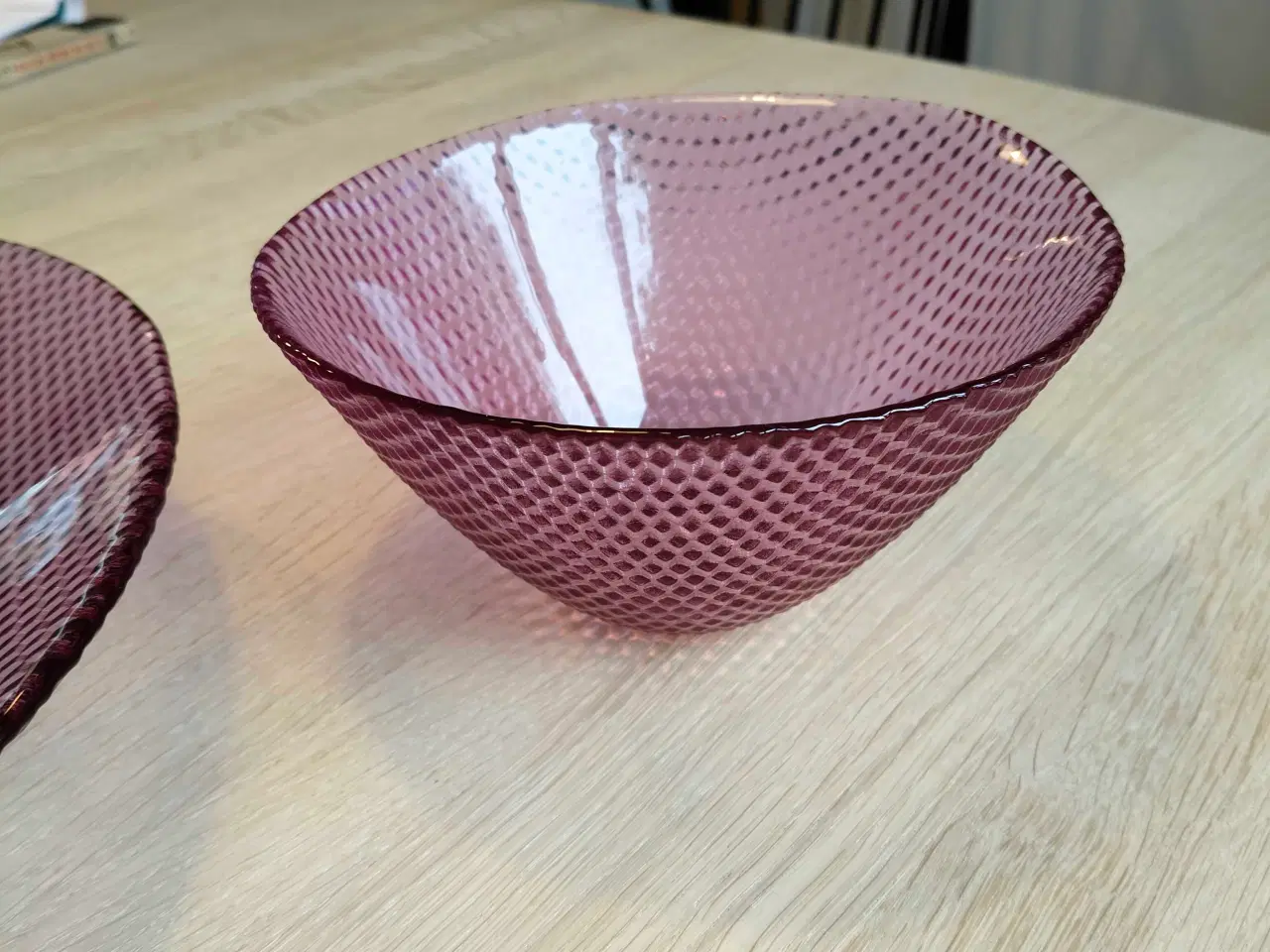 Billede 1 - Glas fad og skål fra Holmegaard. 