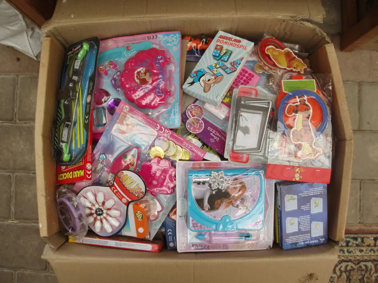 Billede 1 - Uåbnet ting fra Disney blade