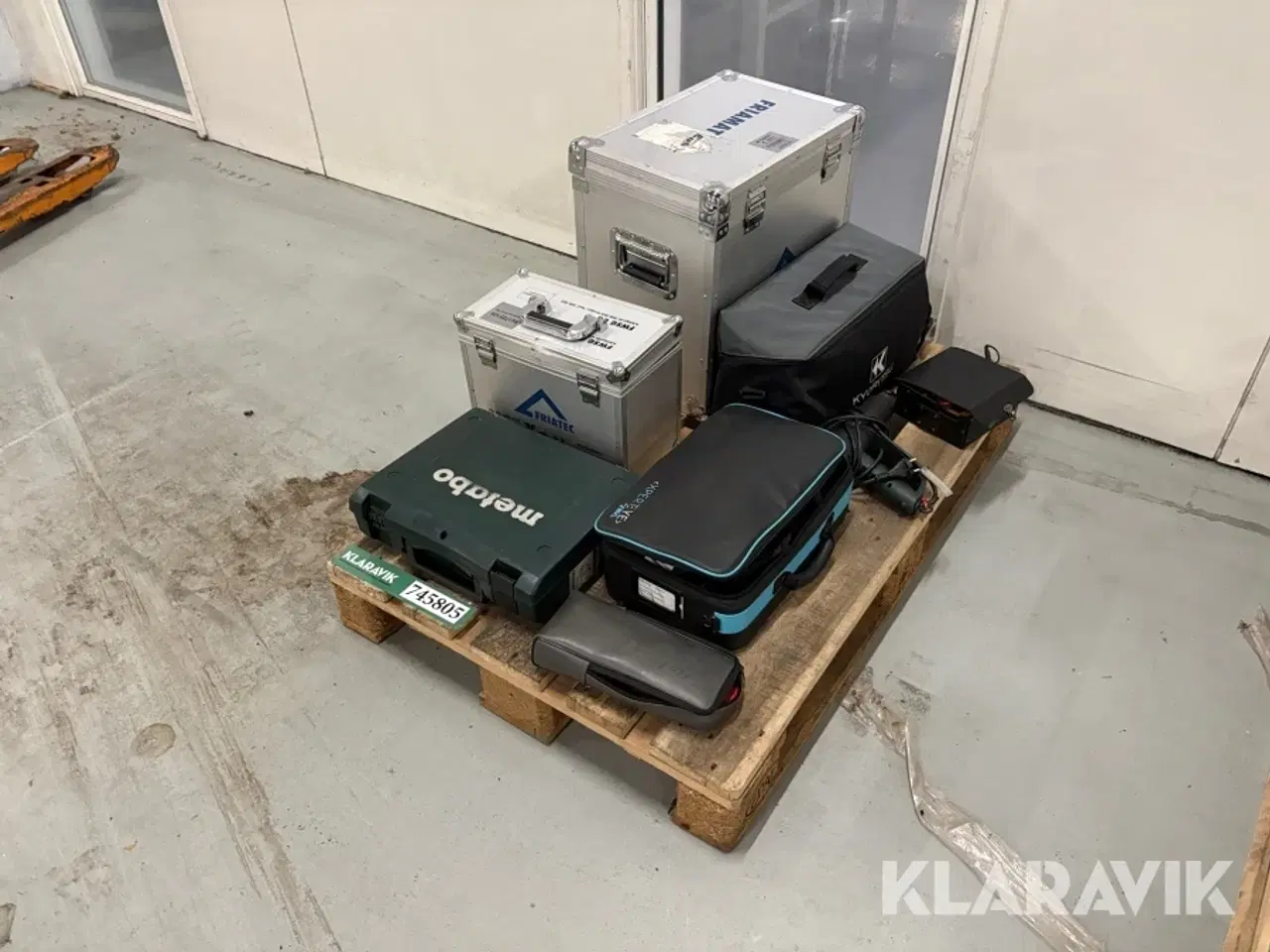 Billede 1 - Samlet lot med værktøj - 8 enheder