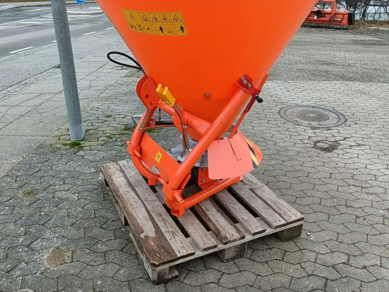 Billede 4 - - - - Grass-Rol 500L. Saltspreder