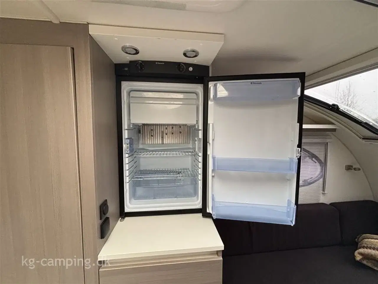 Billede 9 - 2014 - Adria Action 361 LH Kompakt og stilfuld campingvogn med lav totalvægt.