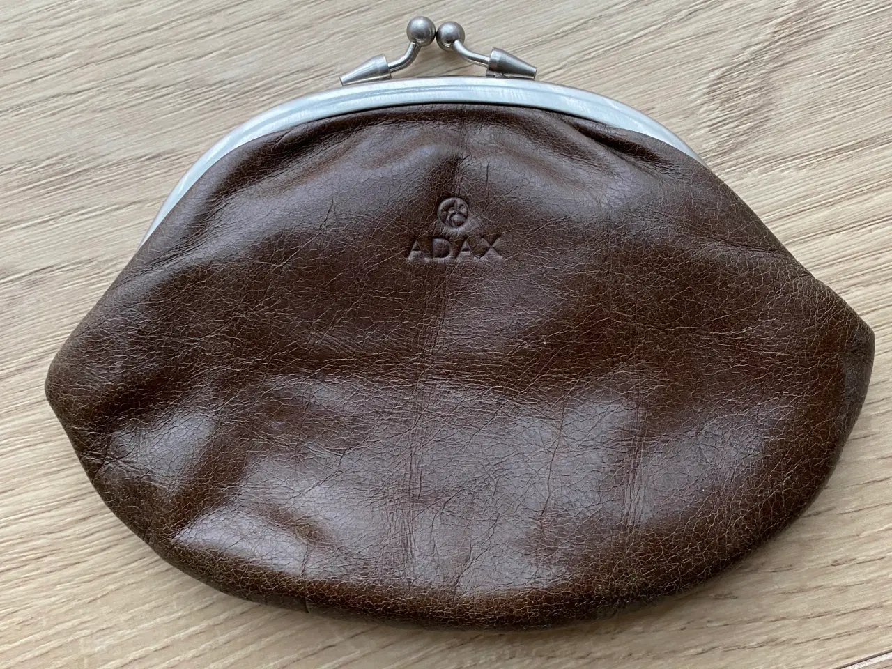 Billede 1 - Adax bøjle pung i læder 