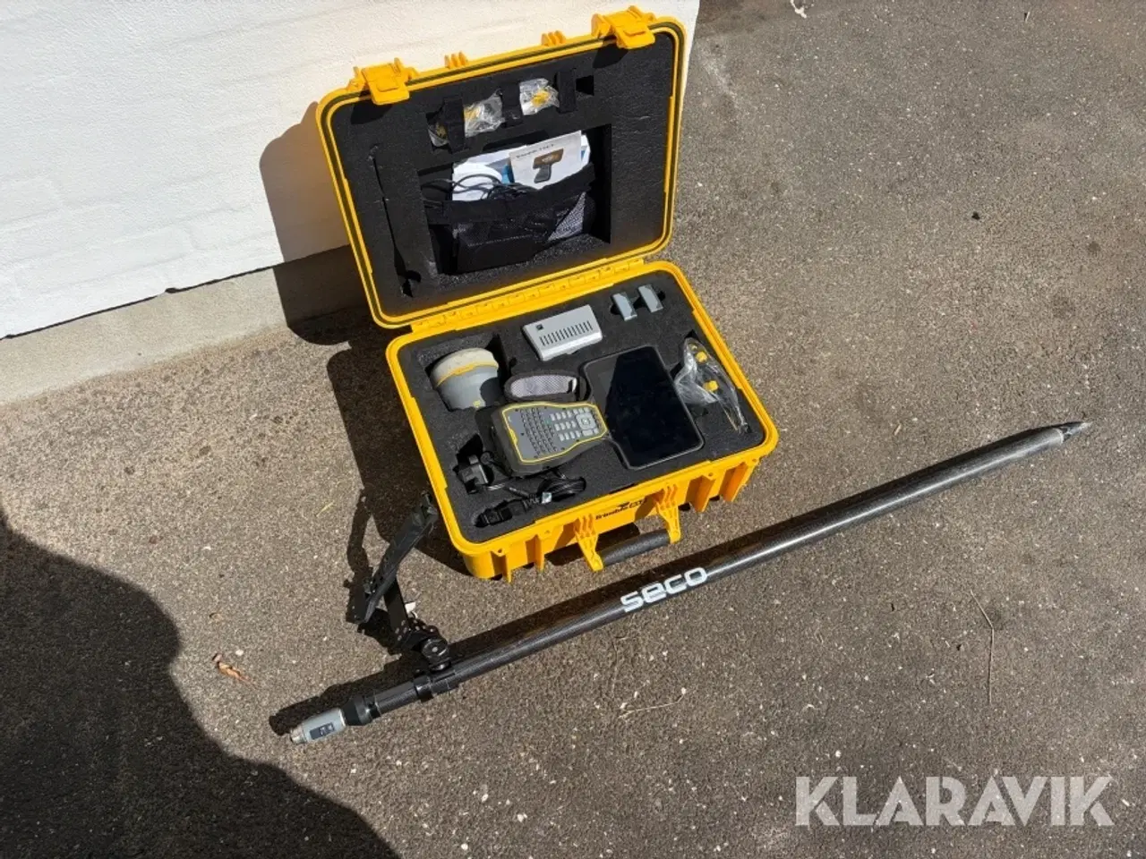 Billede 1 - Landmåling / opmåling Trimble R12 komplet sæt