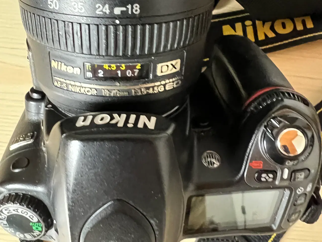 Billede 2 - Nikon med tilbehør og zoom objektiv