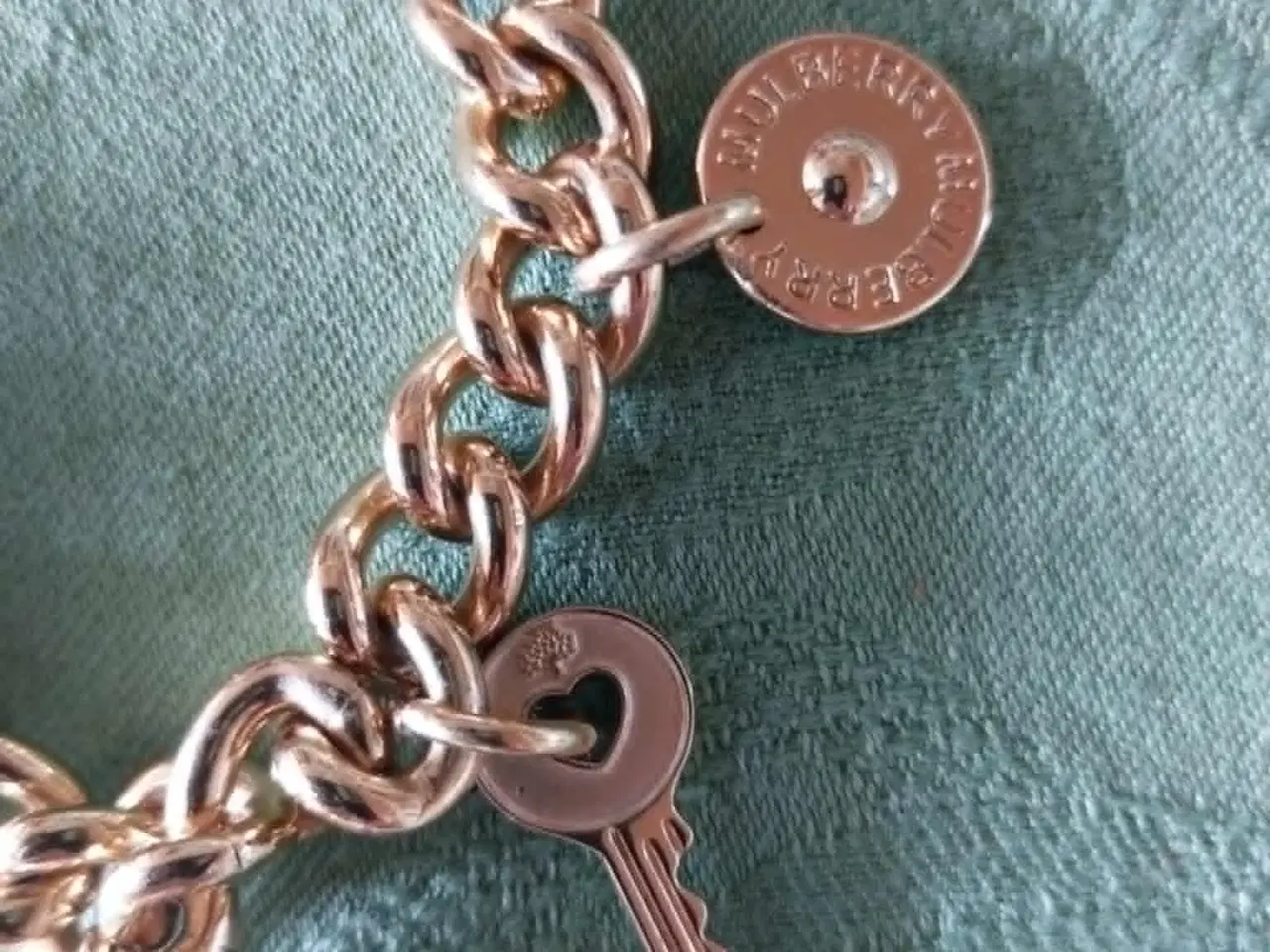 Billede 4 - MULBERRY  halskæde.