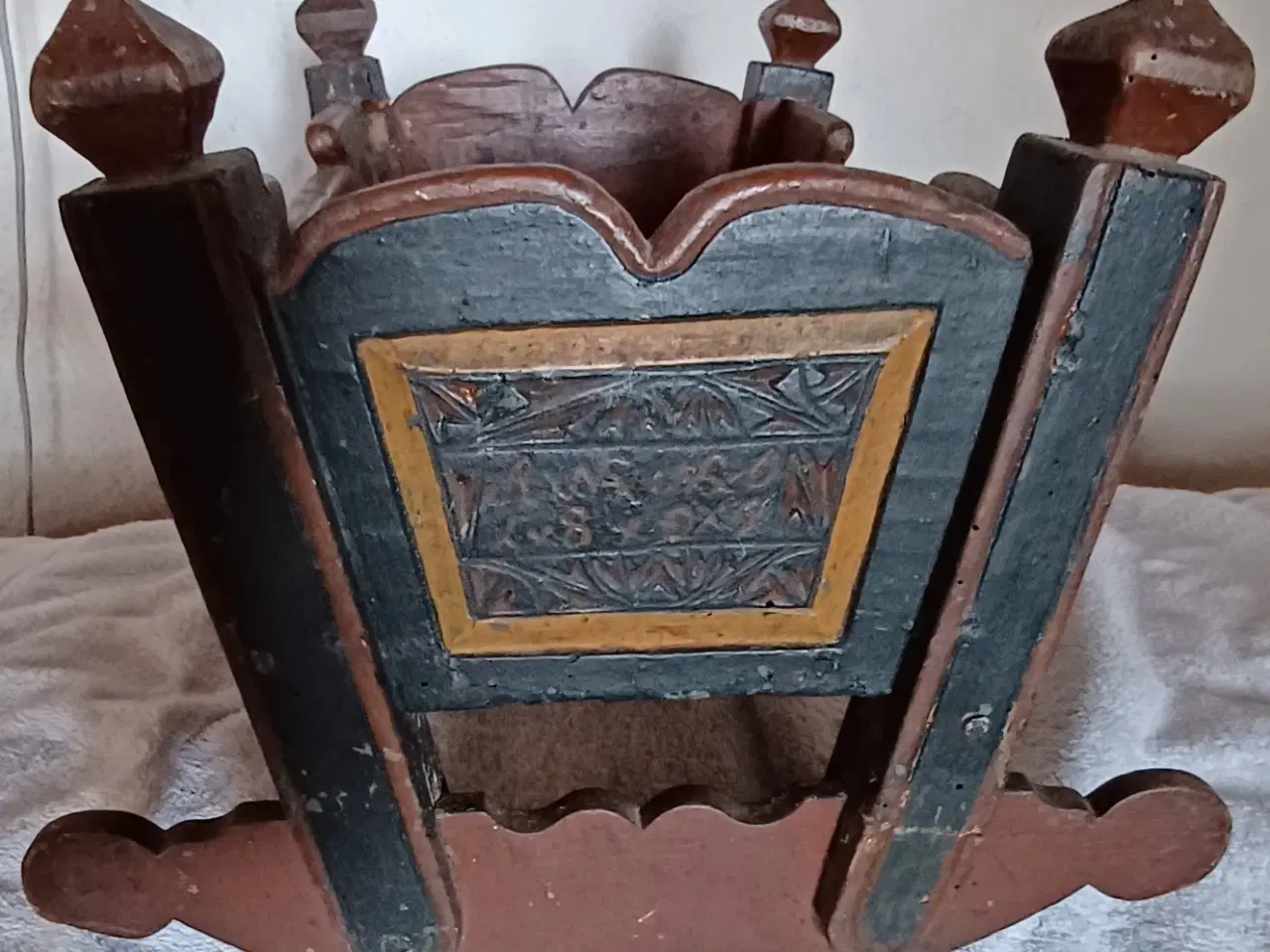 Billede 9 - Almue dukke-vugge 1809