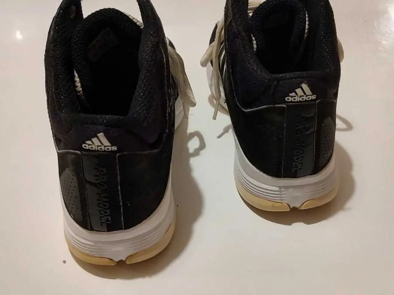 Billede 4 - Adidas sneakers/basketball