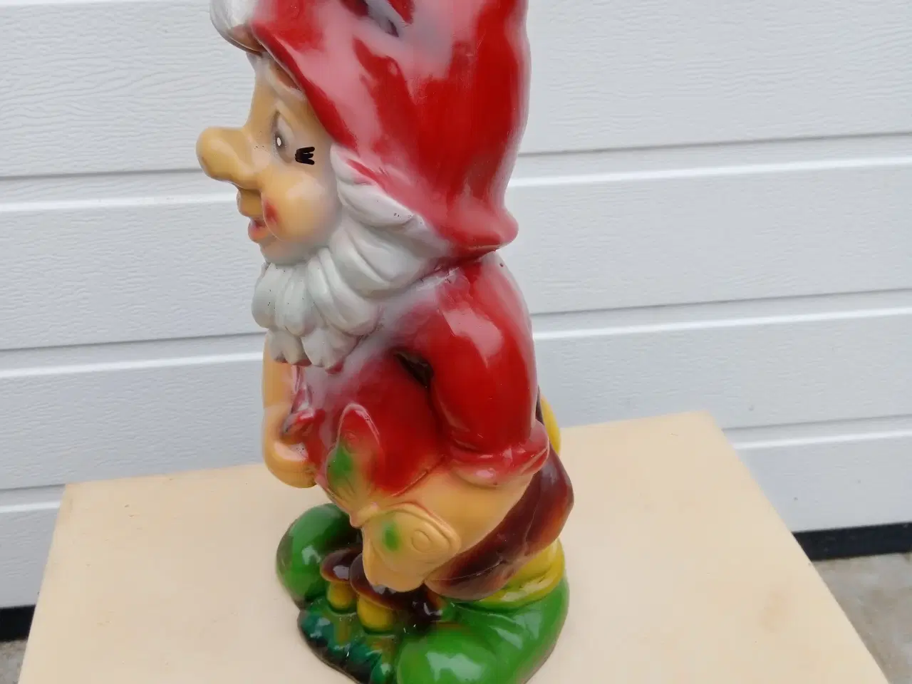 Billede 2 - Julenisse, lille glad havenisse højde 35 cm