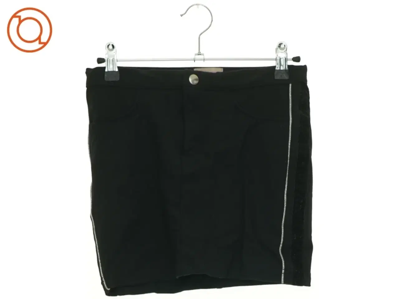 Billede 2 - Nederdel fra Kids only (str. 146 cm)