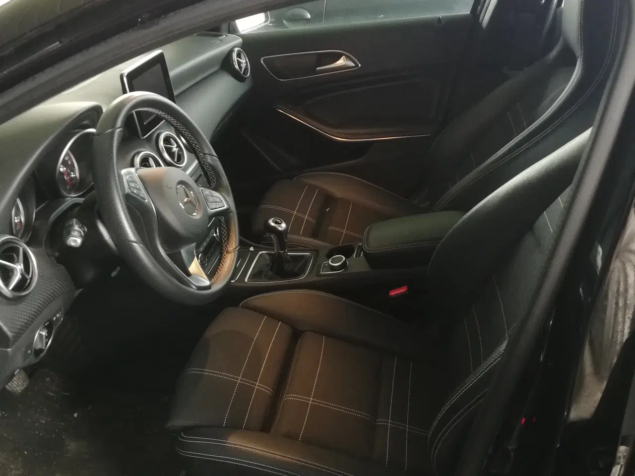 Billede 4 - Flot Mercedes A180d