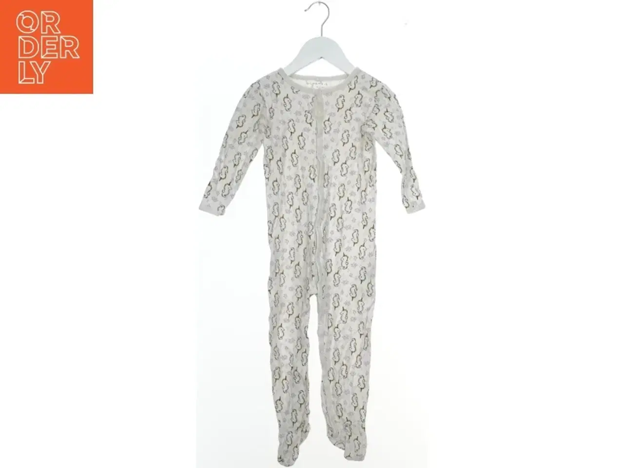 Billede 1 - Natdragt med søhestemønster fra Name It (str. 92)