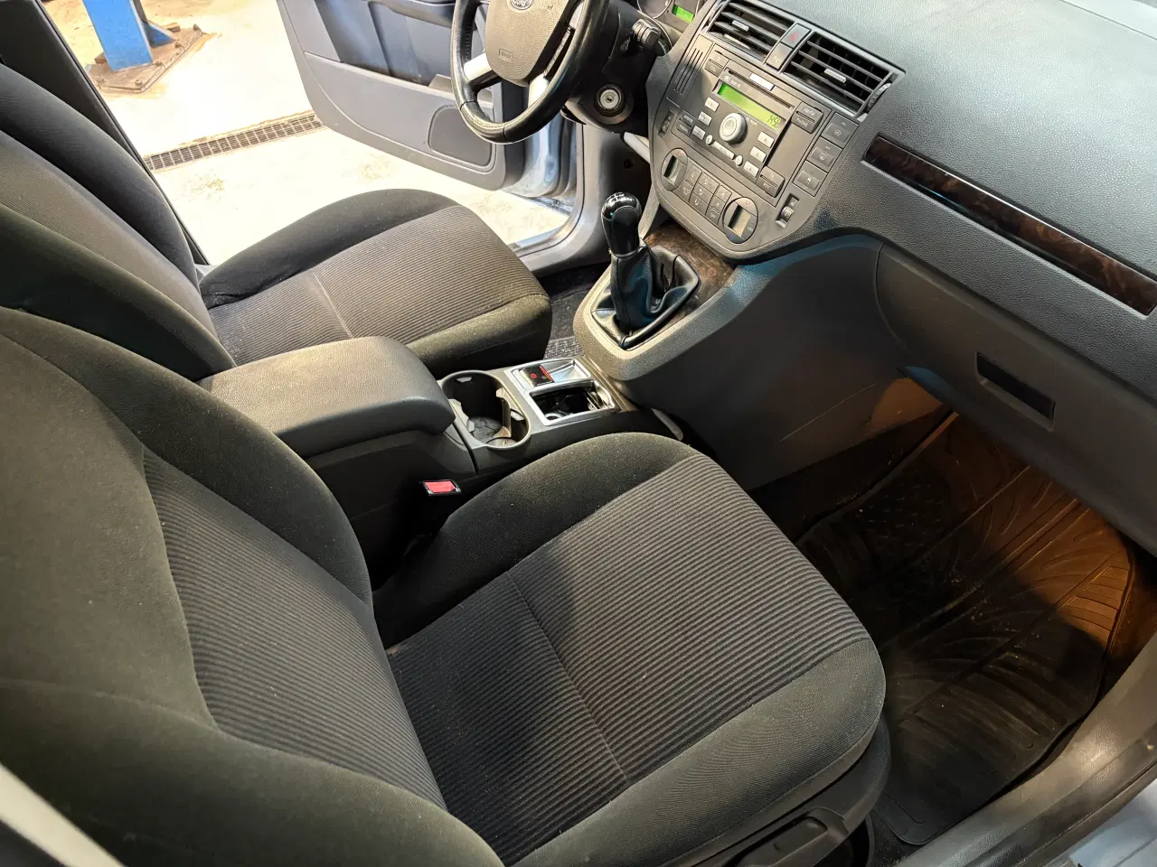 Billede 9 - Ford C-Max Ghia 2,0i Van benzin