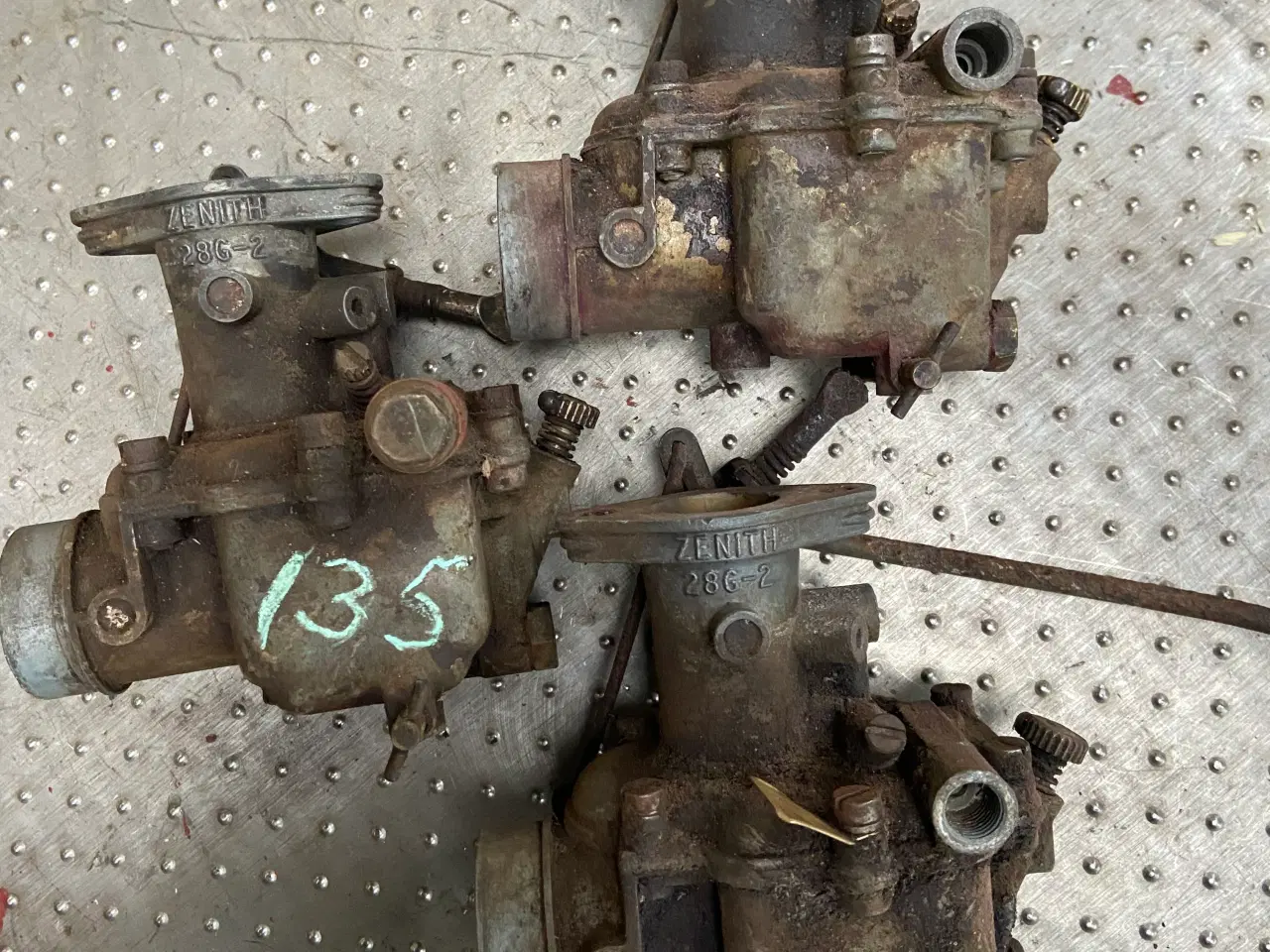 Billede 1 - MF kaburatorer.