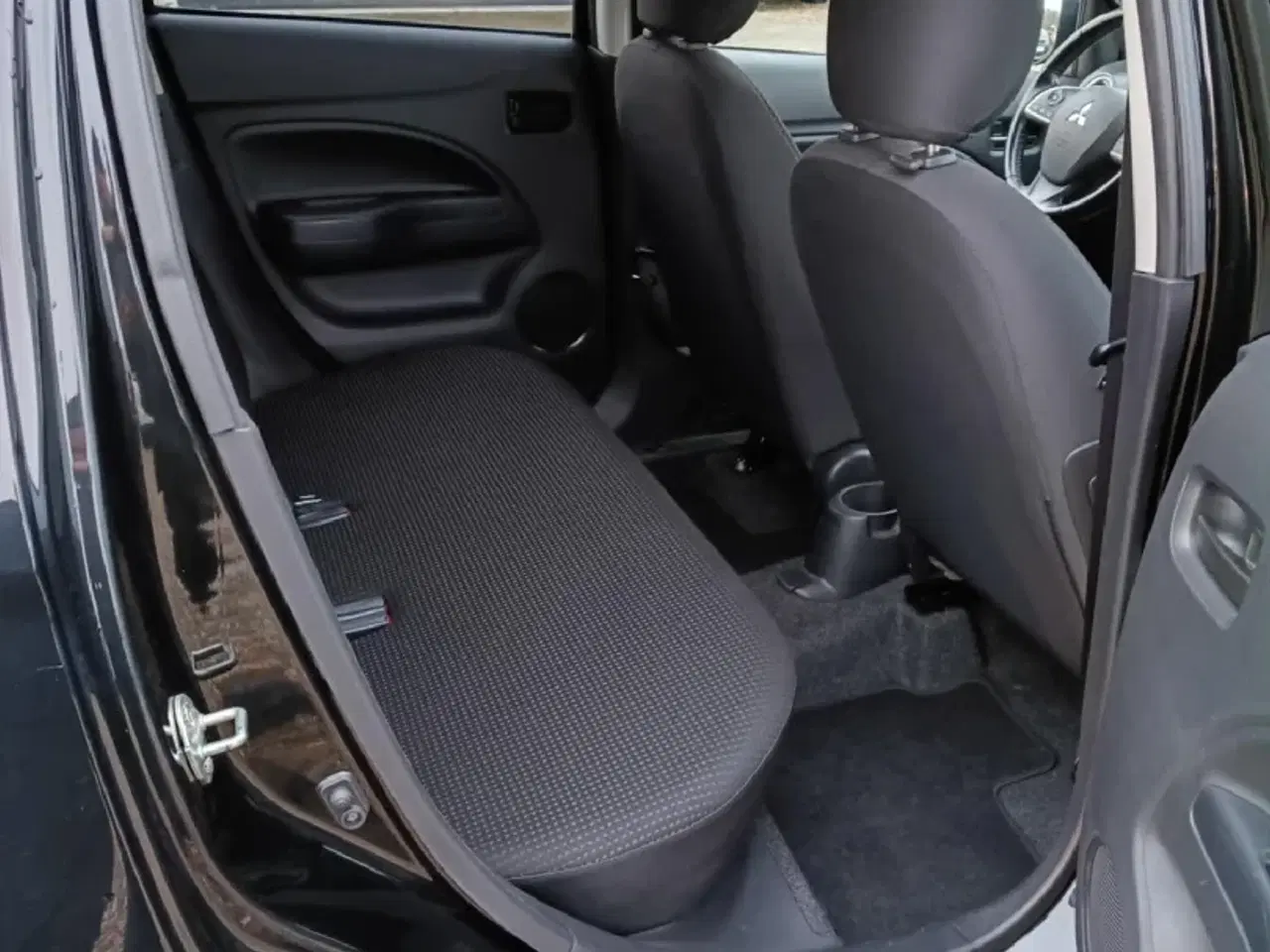 Billede 10 - Mitsubishi Space Star 1,2 Intense 80HK 5d