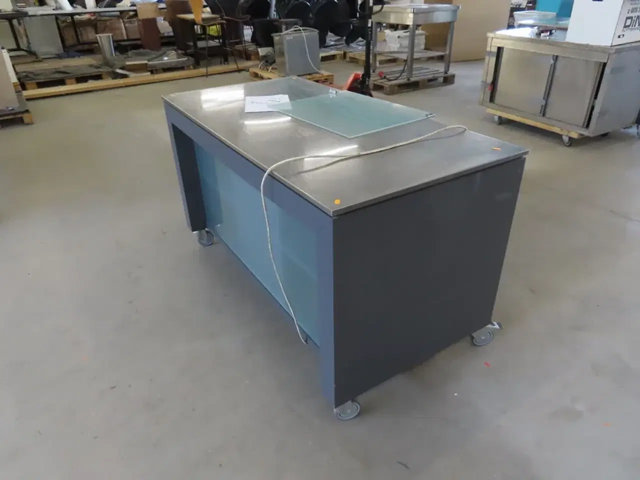 Billede 5 - Buffetbord med Køleplade
