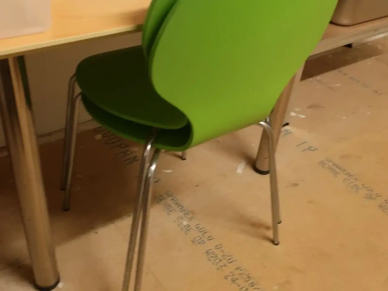 Billede 5 - Reol, bord, varmeblæser m.v.